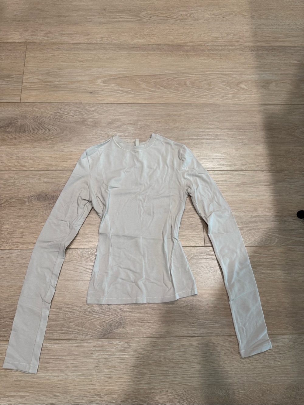 Women's Long Sleeve Crewneck Top in taupe - Picture 1 of 2
